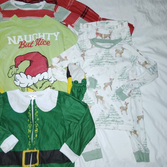 BIG LOT OF CLOTHES CHRISTMAS PAJAMAS SETS FOOTIES BURTS BEES GRINCH~BOYS SIZE 5T - Picture 2 of 4